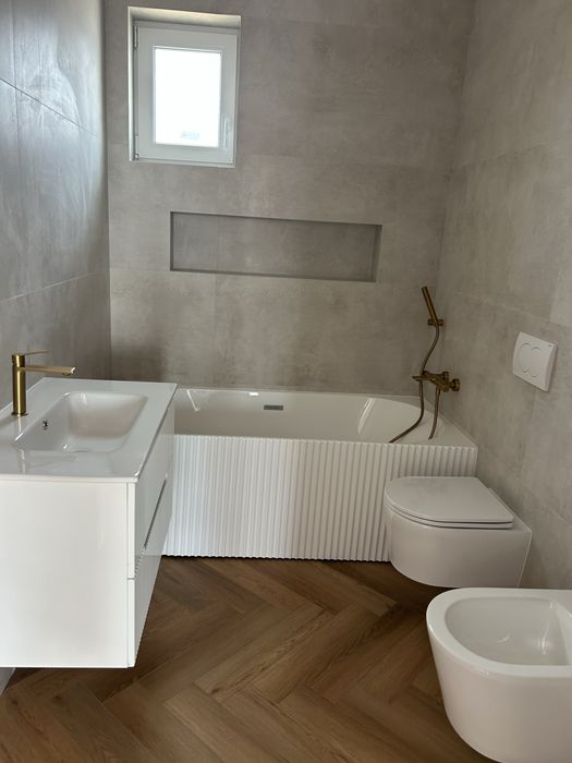 Casa  semifinisata sau la cheie in Santandrei