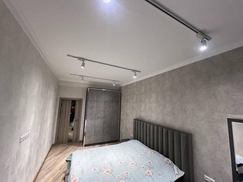 Яккасарайский р-н уютная квартира 2 комнаты 72м² большой охран.двор