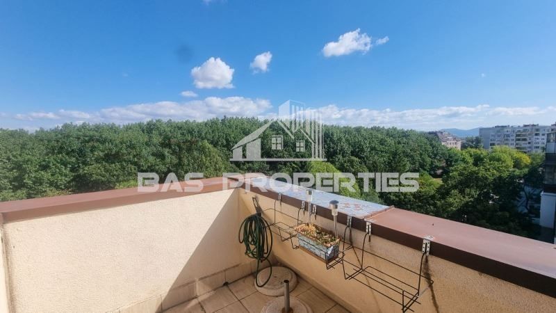 Продава се Двустаен апартамент в София, Свобода - 64 кв.м за 2499 €/кв.м - Снимка #6