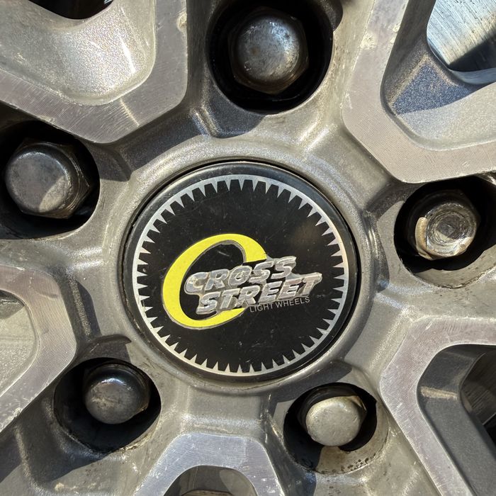 Обменяю диски на R17