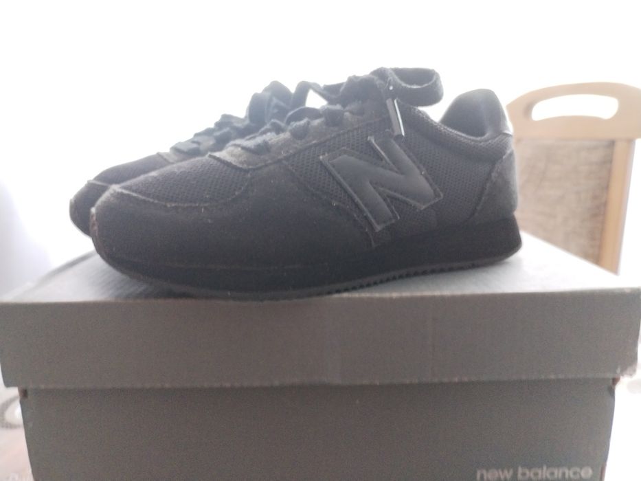 Adidași stare că nou