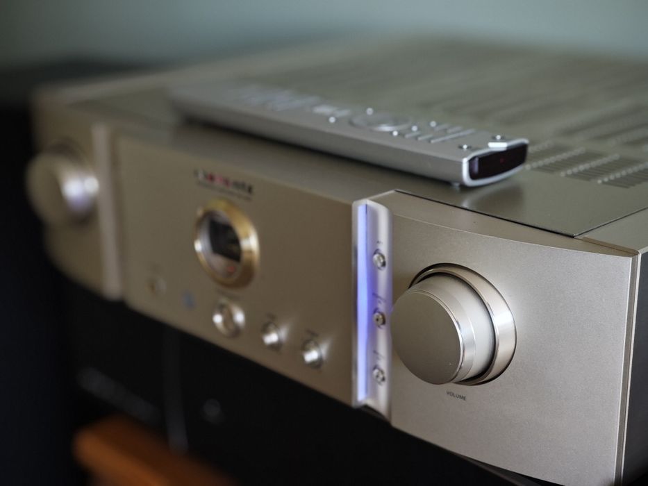 Черен петък! Усилвател Marantz PM 15s2