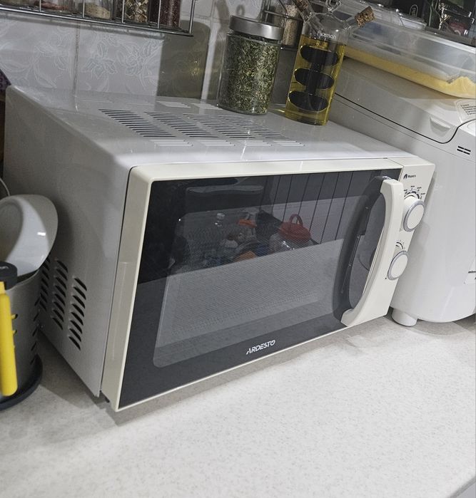 Микроволновка Ardesto бу
