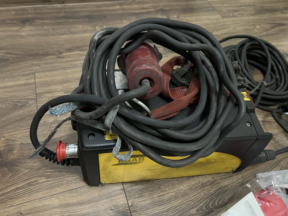Invertor sudura ESAB CADDY ARC 251i A32, 250A, 380v