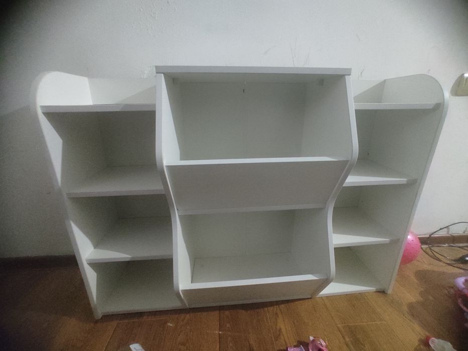 Детский шкаф для игрушек и книг