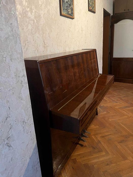 Акустично пиано "Petrof"