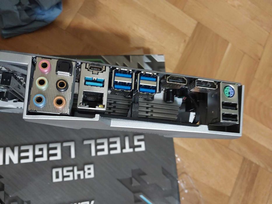 AMD Ryzen 5 5600X + AsRock B450 Steel Legend