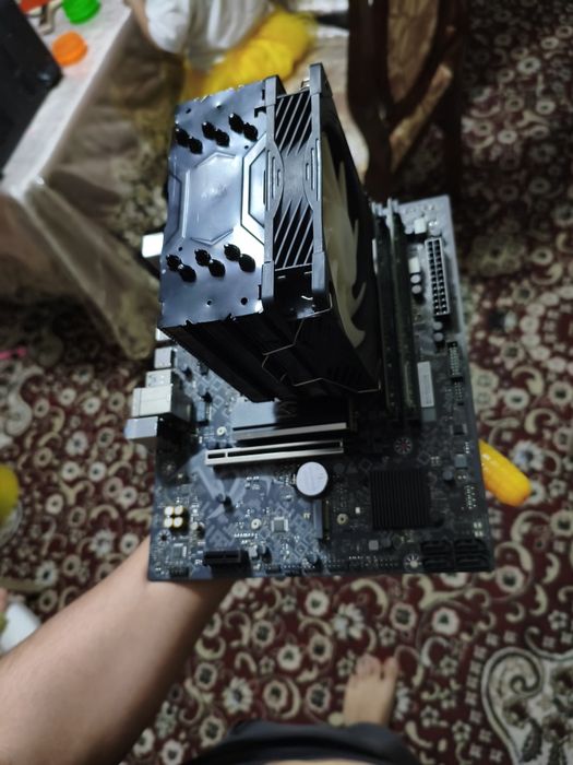 Комплект Core i5 12400f + b660 + 16 gb ddr4