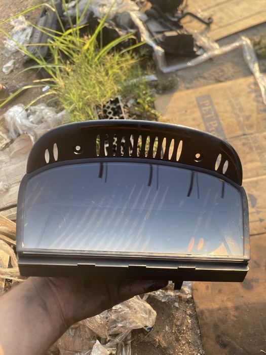 Екран за навигацея Bmw бмв е60 530д м57 e61 530d m57 231кс 235кс