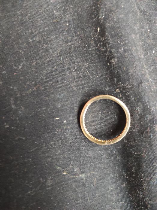 Дамски златен пръстен