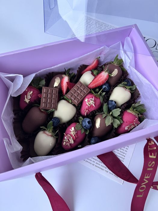 Клубники в бельгийском шоколаде Callebaut