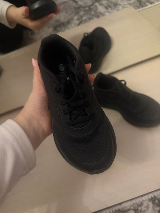 НОВИ маратонки на Адидас Adidas