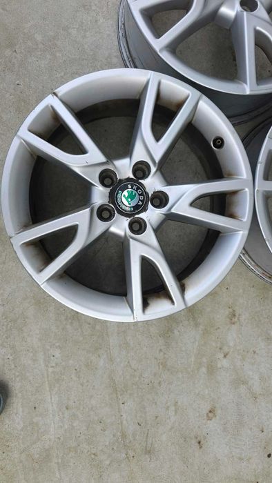 Jante aliaj +anvelope skoda R17 , 5x112