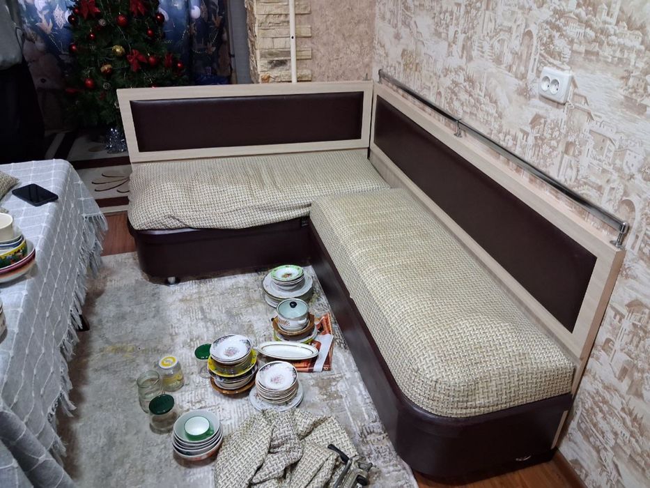 Продам кухонный уголок