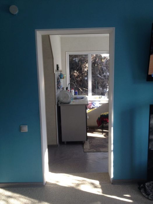 Небольшой добротный дачный дом