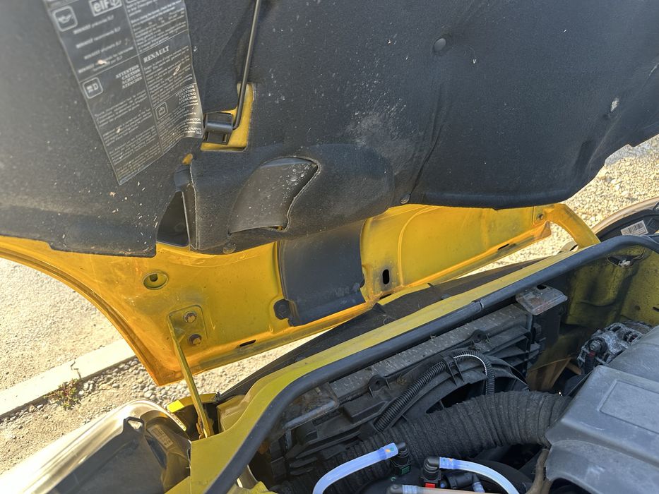 Преден капак за Рено Канго след 2003г-