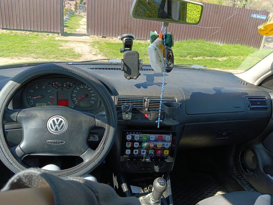 Volkswagen GOLF 4