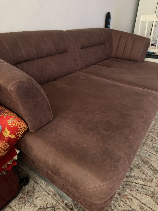 Диван Weltew в отличном состоянии