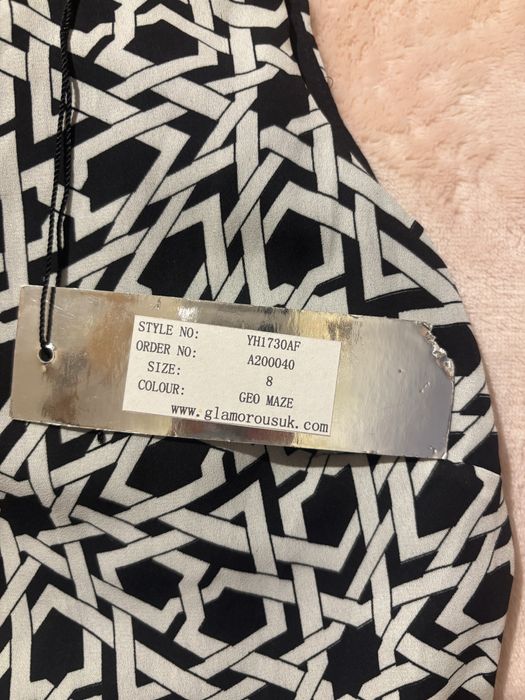 Къса рокля с цип - нова с етикет