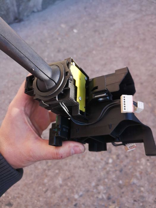 Лостче за мигачи и борд компютър