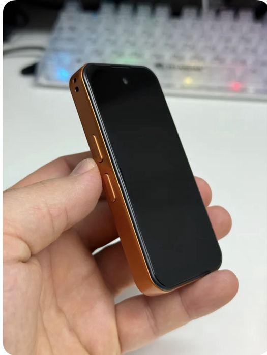 iPhone 17 mini версия