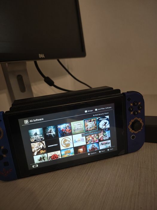 Nintendo Switch MODAT – Card 512GB – GTA 5 și multe jocuri instalate – Dock TV inclus preț fix