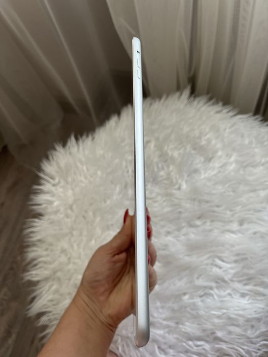 Ipad air 2013 года 16 GB