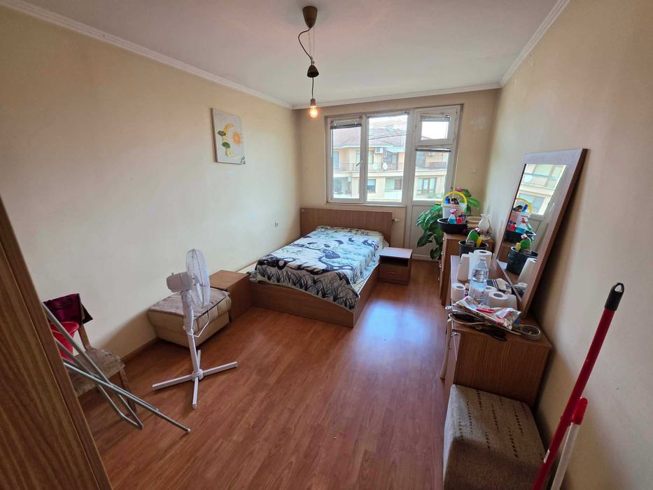 Многостаен апартамент, 120кв.м, кв. Вароша