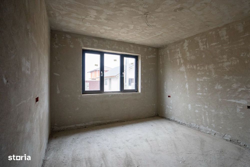 Casa noua semifinisata in Cihei cu 3 Camere