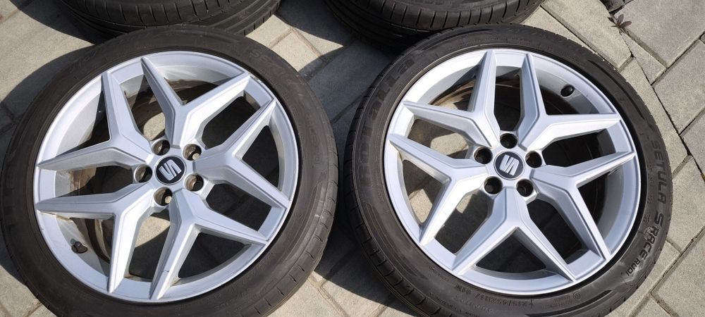 Jante aliaj Seat Ibiza Fabia Polo Skoda rapid roomster 215 45 R17