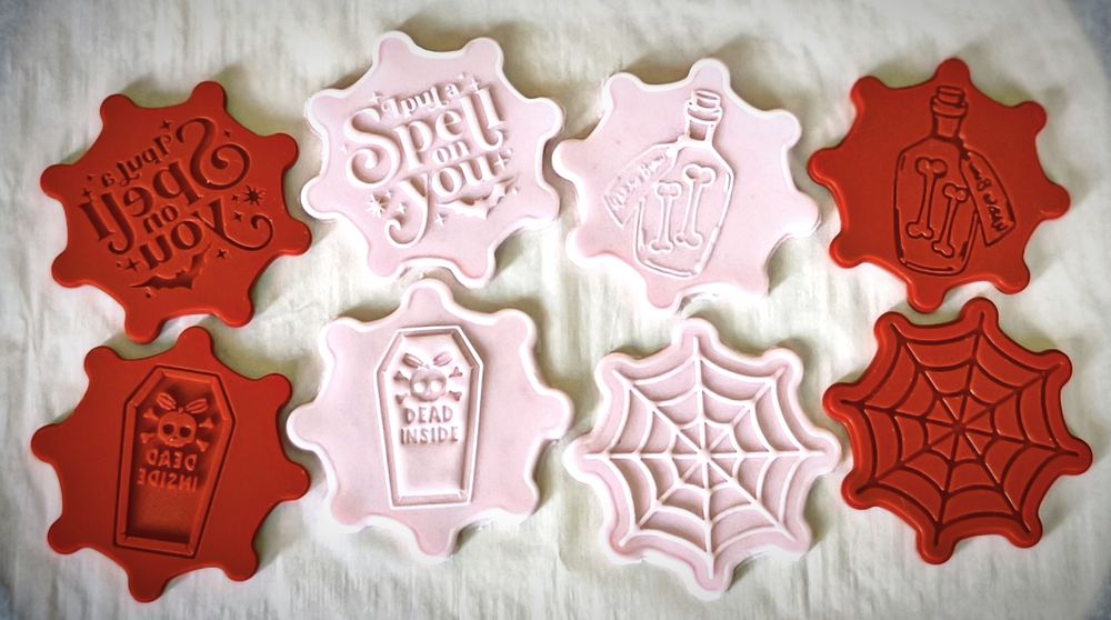 Резци, печати, топери и шаблони за сладкари – Craftonic