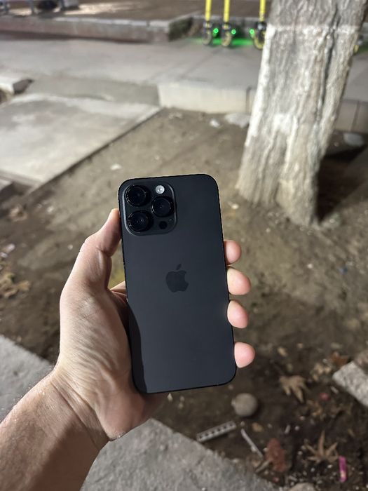 iPhone 16 pro 128 100%