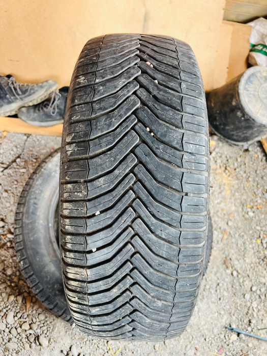 2 бр. Michelin 205/55 R16 – много добро състояние