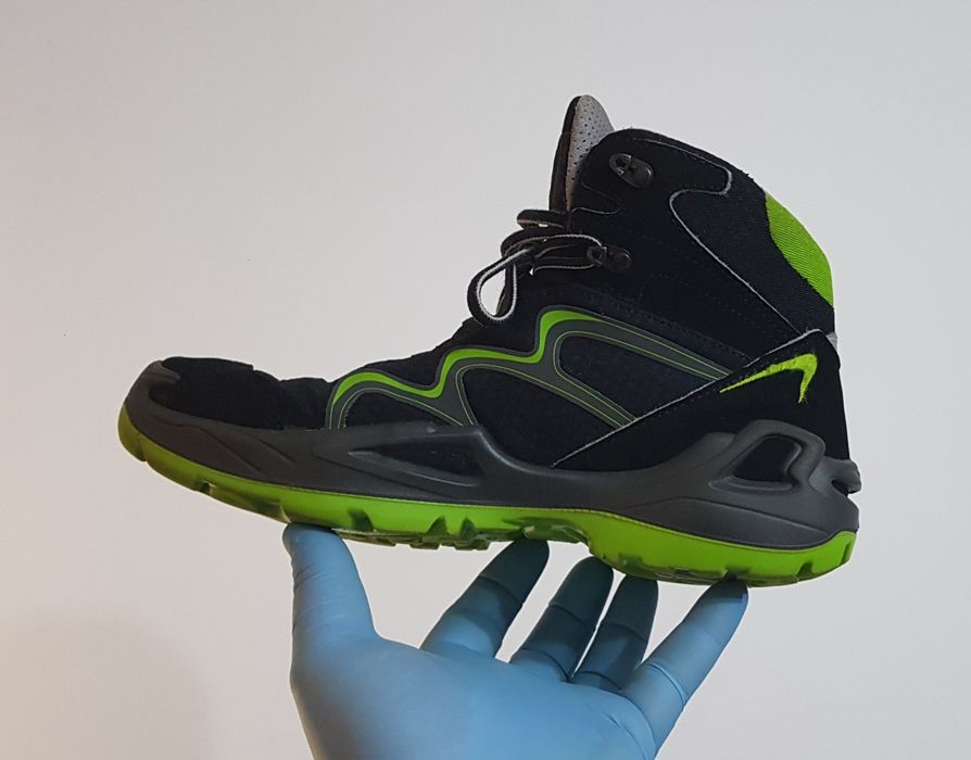 Ghete Lowa Innox Gore Tex Mid negru - verde lime, Nr. 39 EU unisex