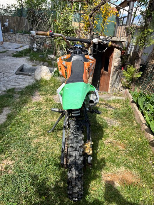 Мотор 125 кубика 4 тактов 2019 година