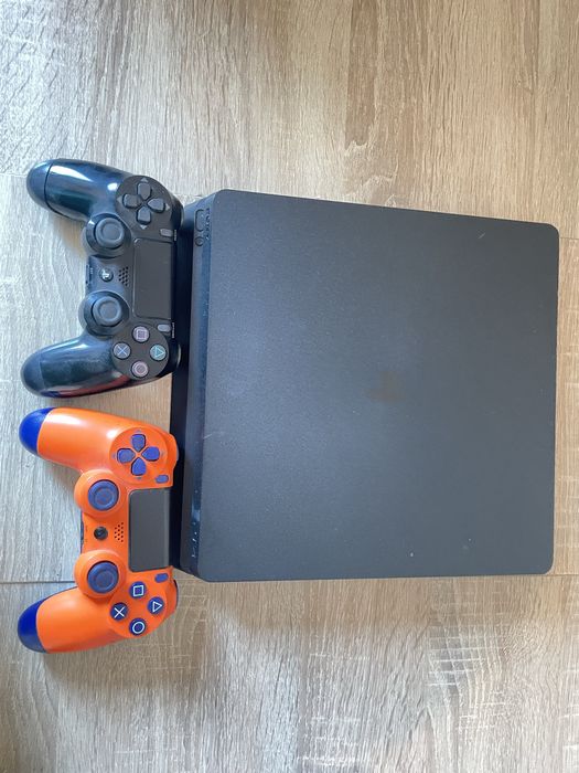 PlayStation 4 condiție bună