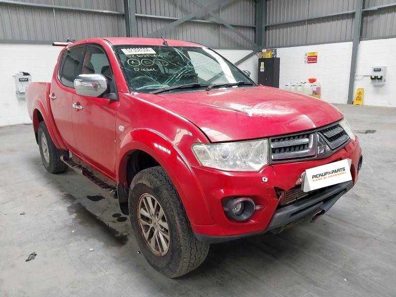 Dezmembrez Mitsubishi L200 2.5 Diesel 2014