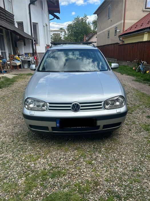 VOLKSWAGEN Golf 2003