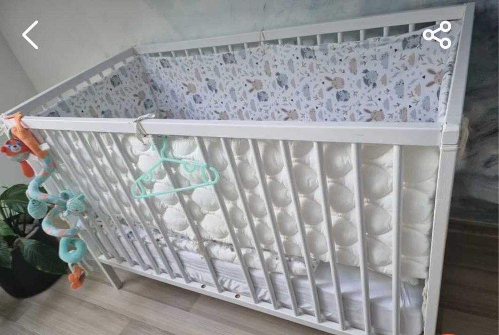 Set Protecție Pătuț Bebe – Model Iepurași și Bufnițe (Stare Excelentă)
