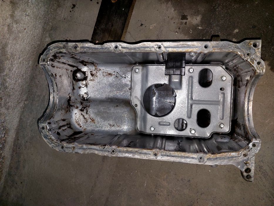 Продам Гбц 6G72 .