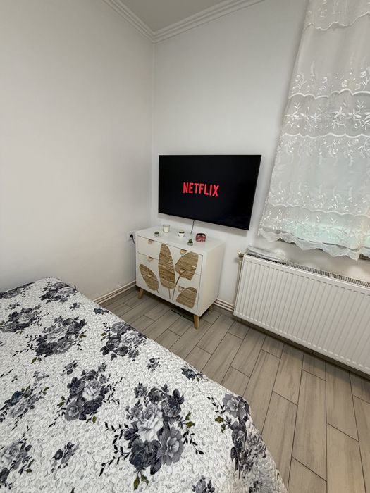 Proprietar inchiriez apartament cu o camera