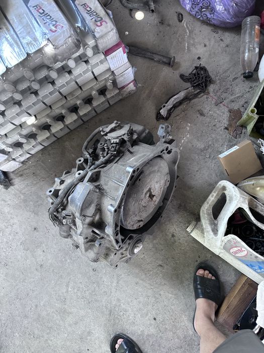 Каробка Opel vectra 2.2