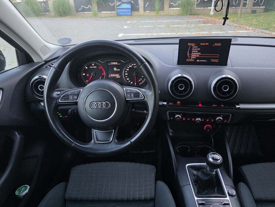 Audi A3 8V România