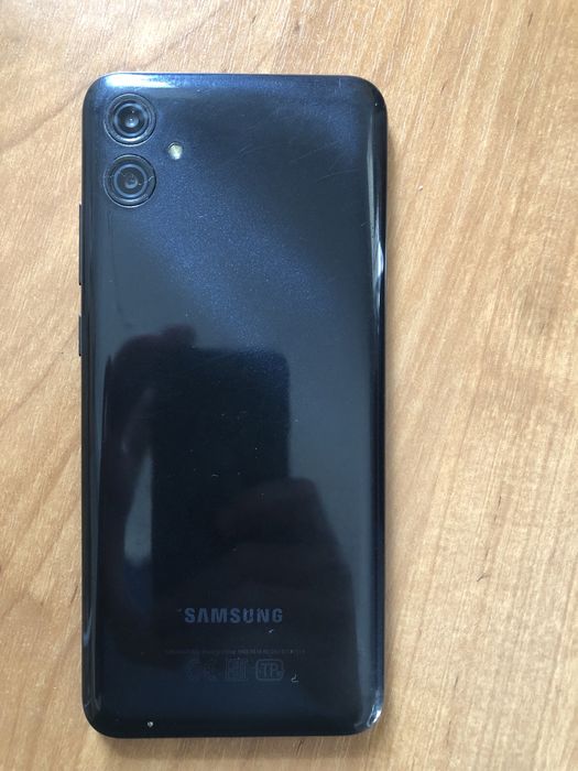 Продам самсунг а04е