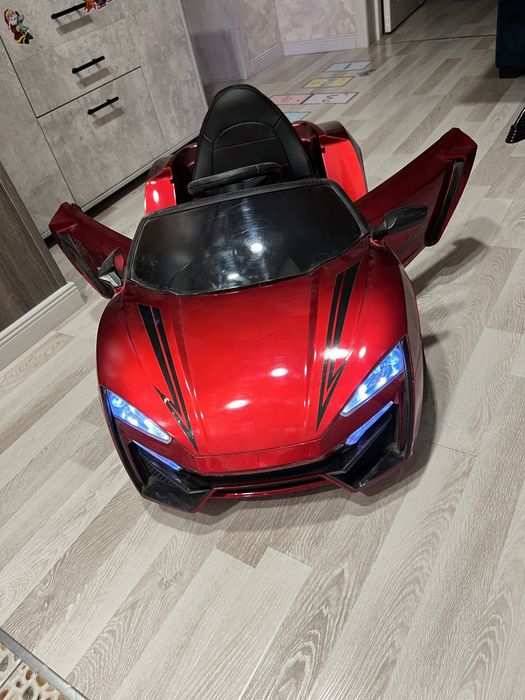 Детский электрический автомобиль