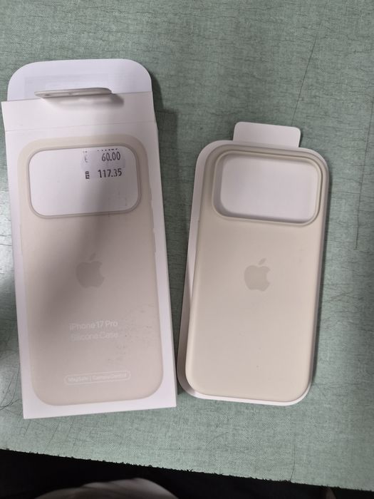 Кейс за iPhone 17 Pro