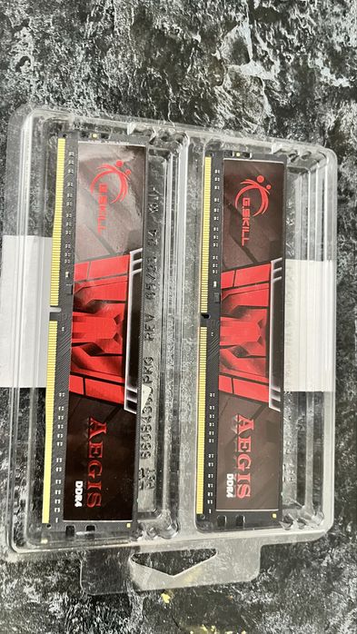 Продам ОЗУ 8GB DDR4