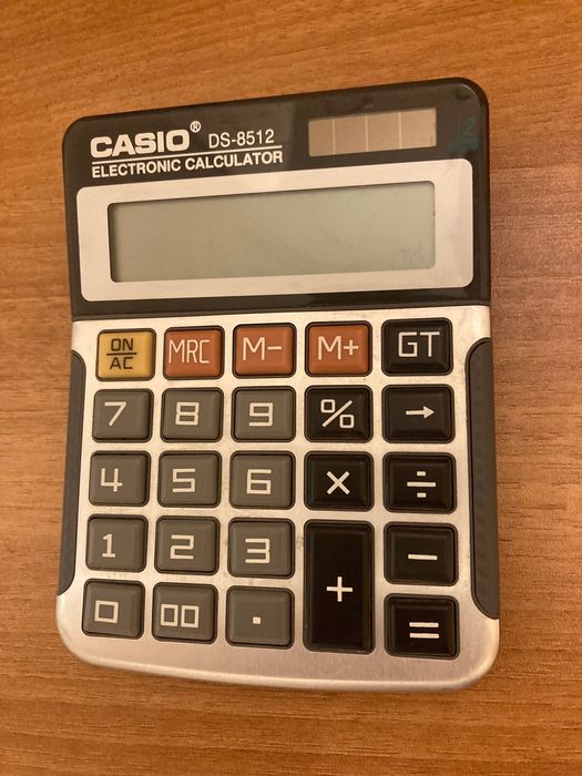 Калкулатори Casio и Sharp цена за двата