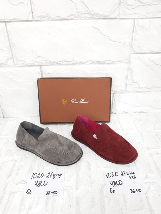 Отдаю по оптовой цене. Размеры 40,41