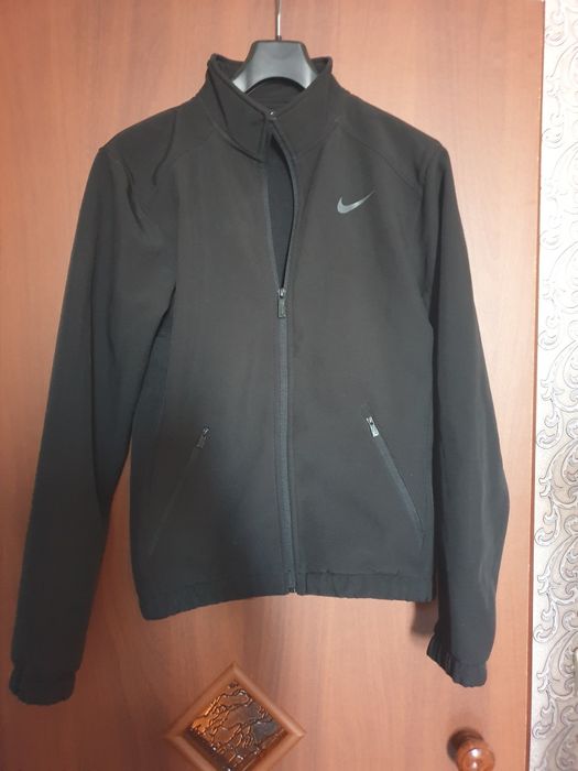 Продаем мужскую одежду